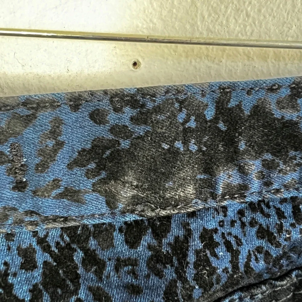Free People Size 27 Flocked Blue Velvet Skinny Jeans Snake‎ Print Boho Festival